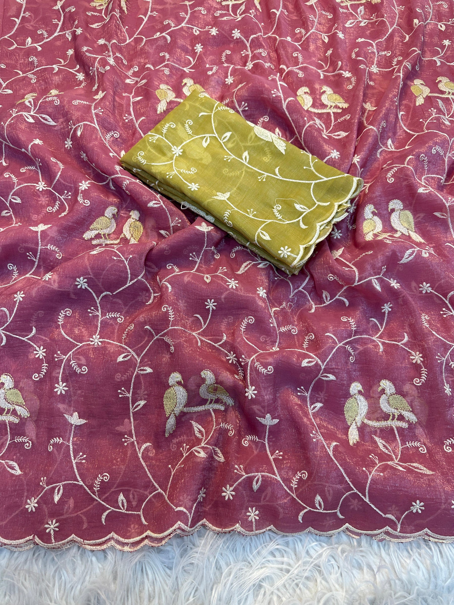 Soft Crunchy Designer Saree ✨