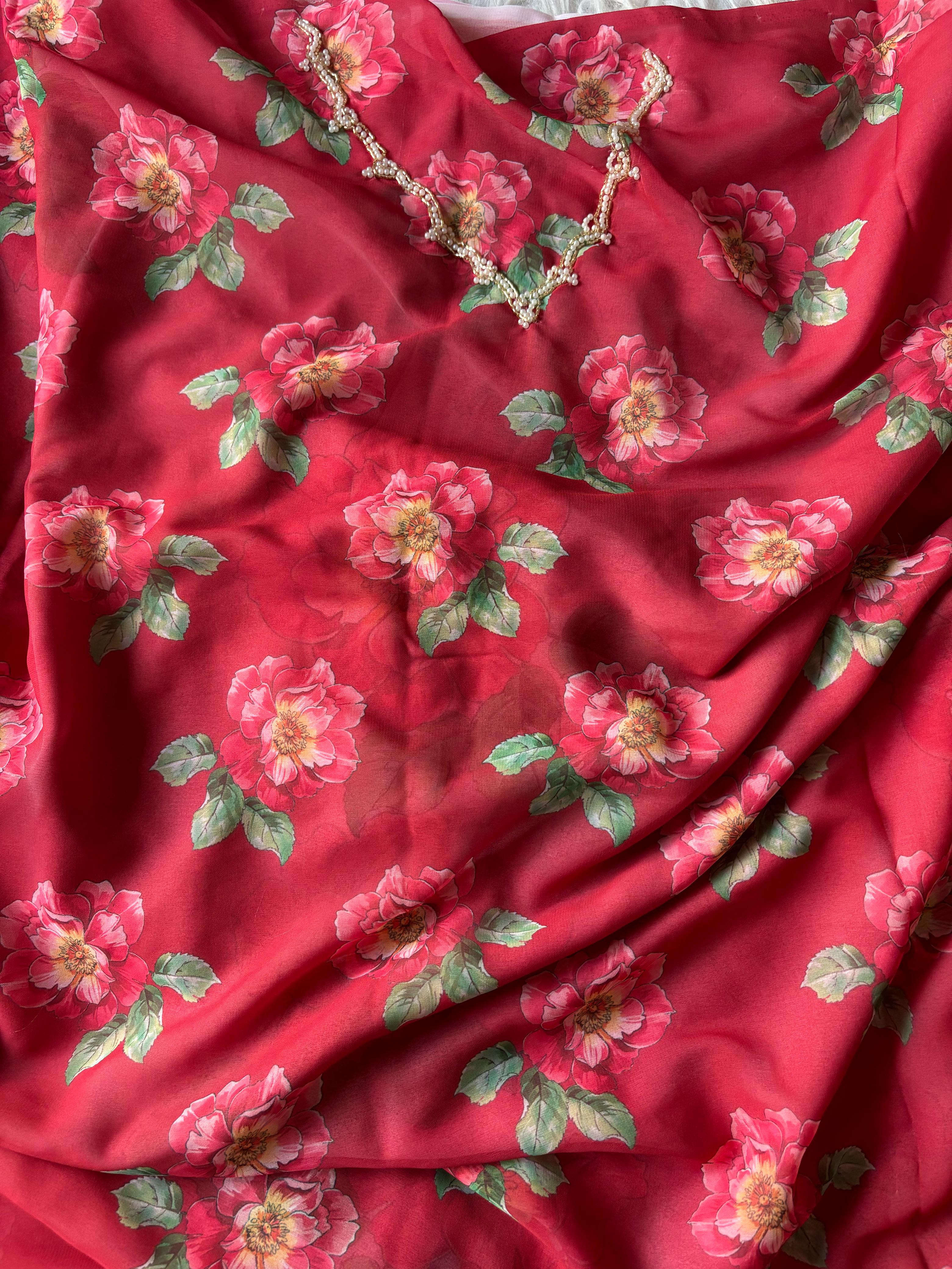 Floral print saree 🌺