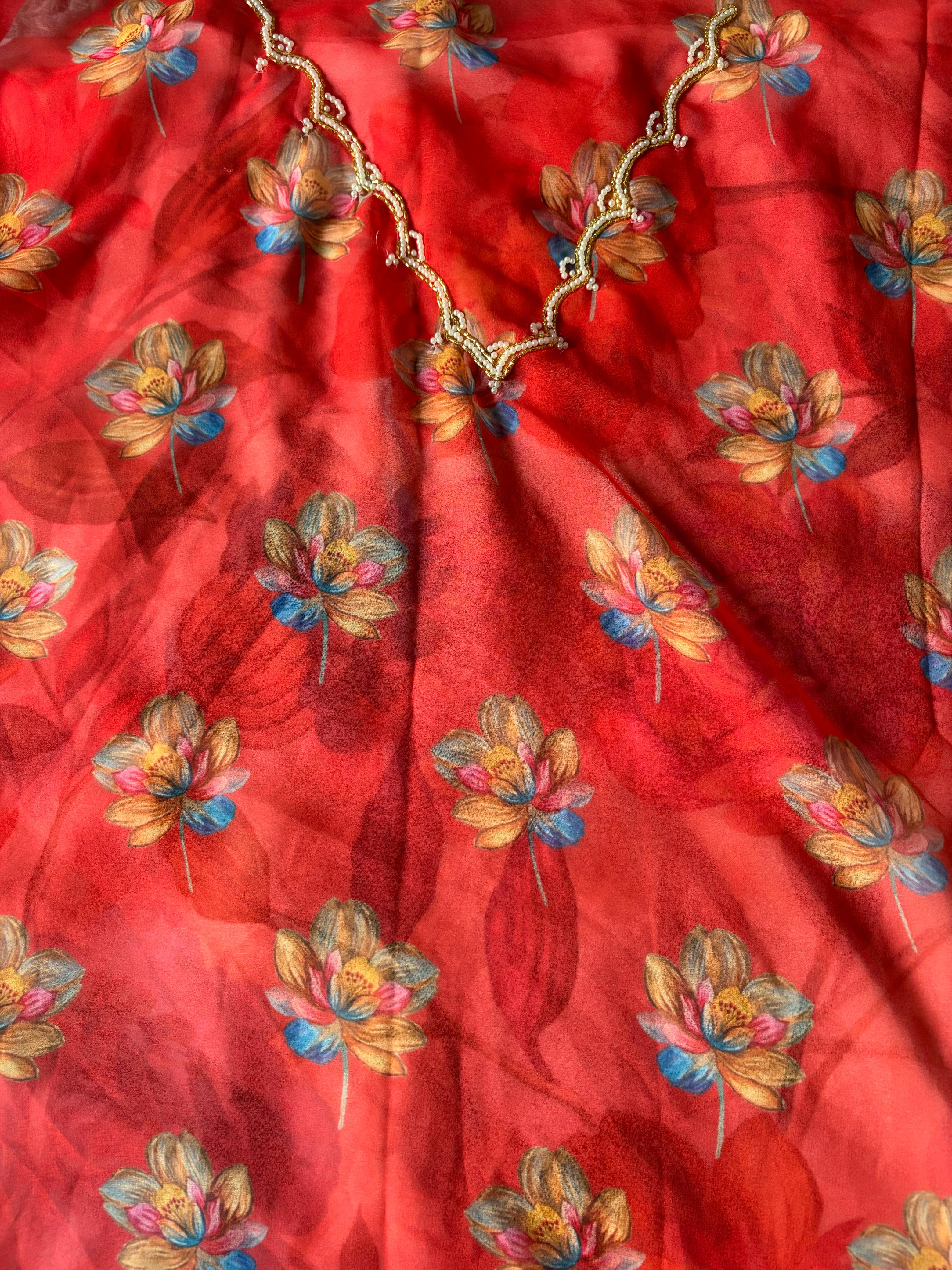 Floral print saree 🌺