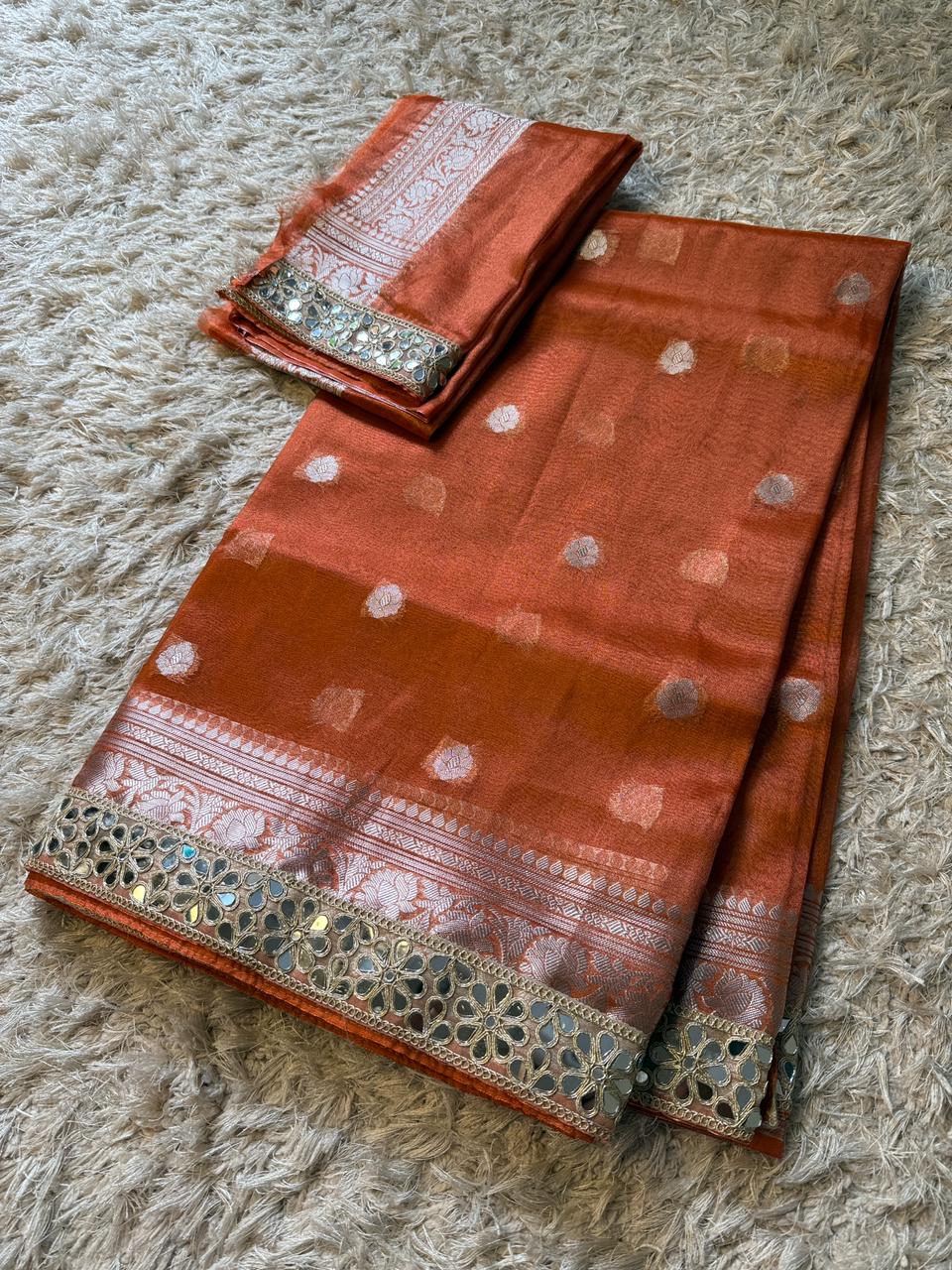 Banarasi Glass Tissue Silver Booti Saree ✨