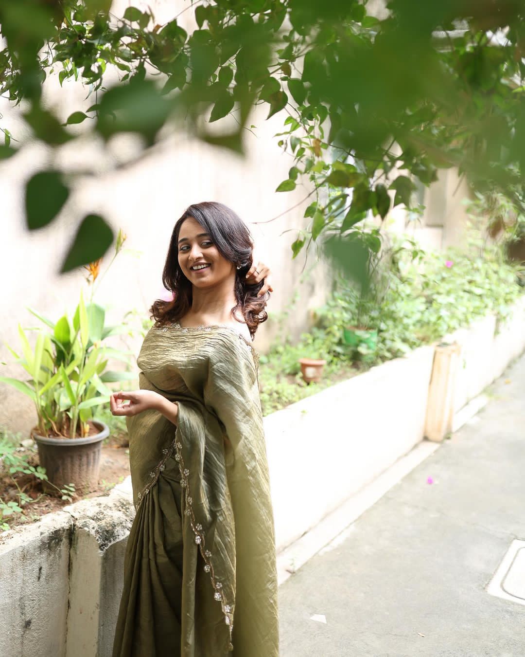 Gold Crush Saree