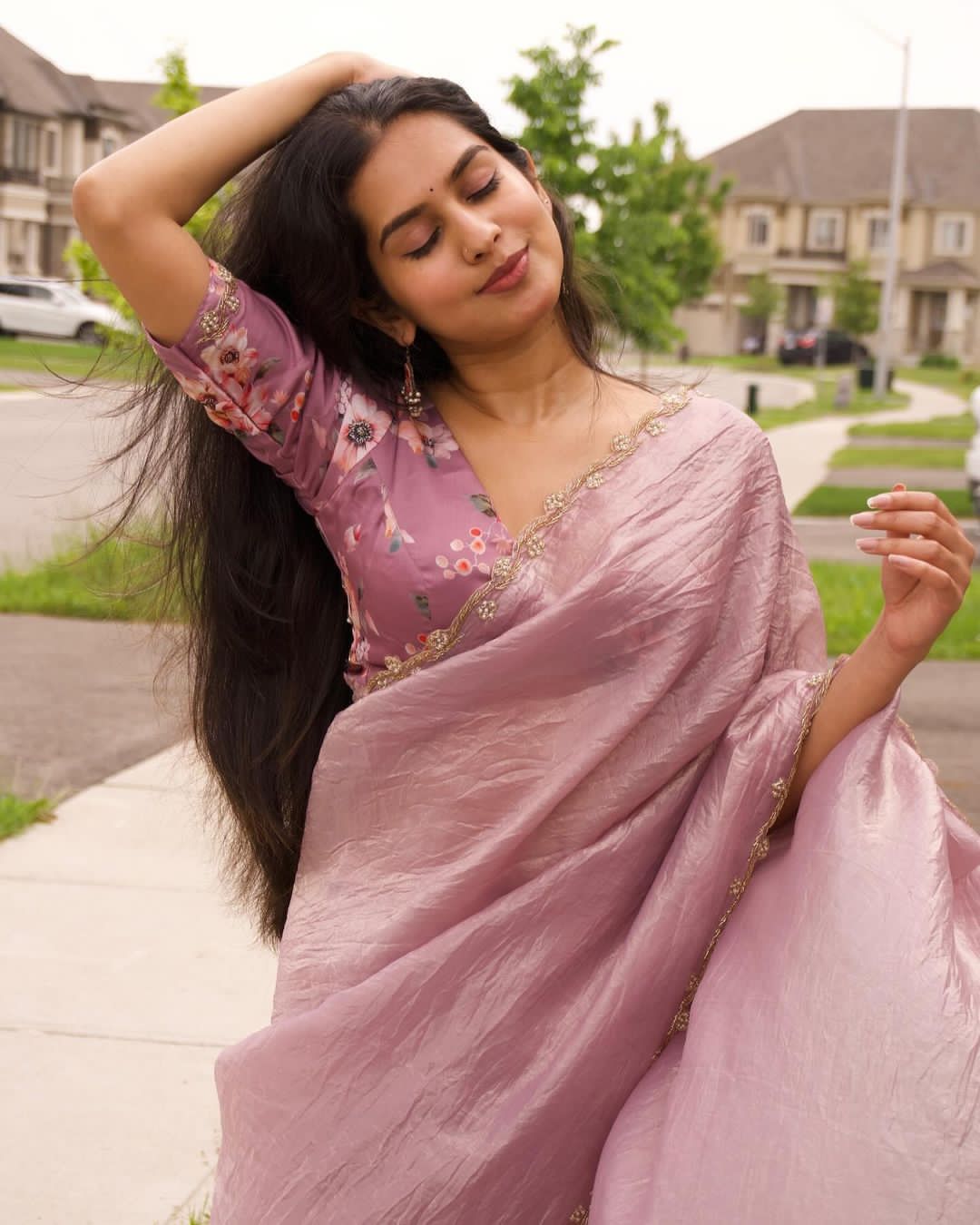Gold Crush Saree