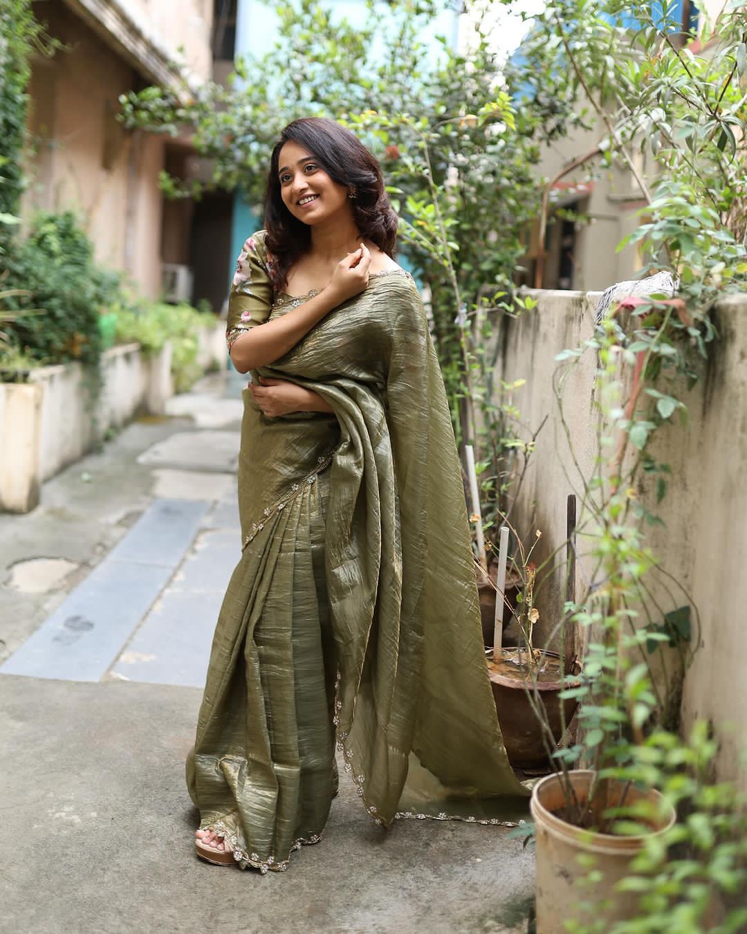 Gold Crush Saree