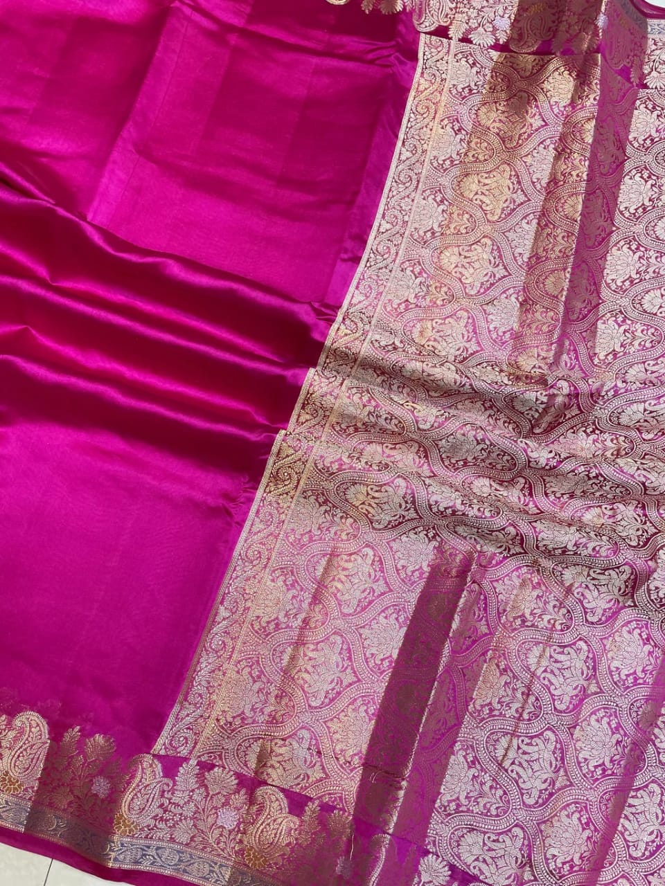 Banarasi Warm Double Zari iskat Alfi Border Soft Silk Saree