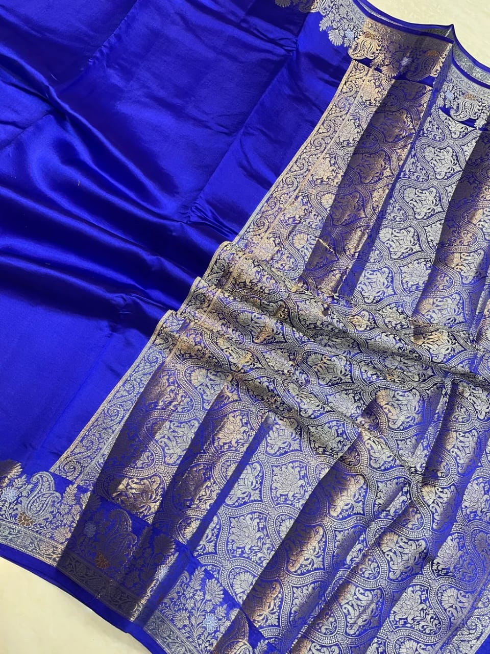 Banarasi Warm Double Zari iskat Alfi Border Soft Silk Saree
