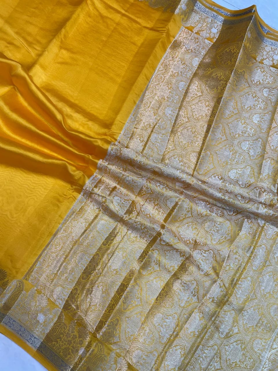 Banarasi Warm Double Zari iskat Alfi Border Soft Silk Saree
