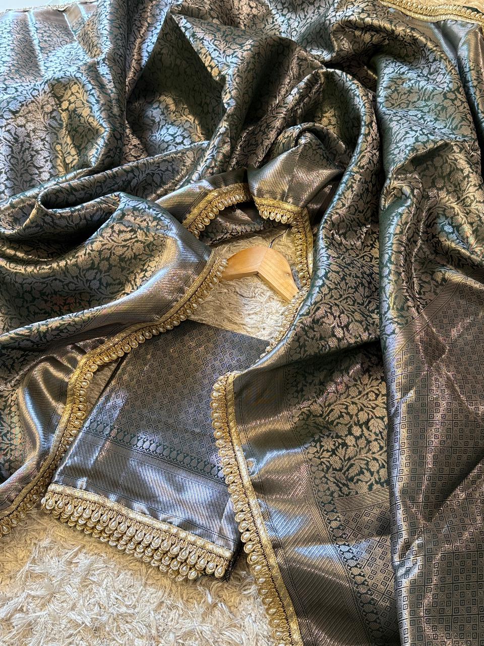 Exclusive Waskat Banarasi Brocade Katan Silk Saree ✨