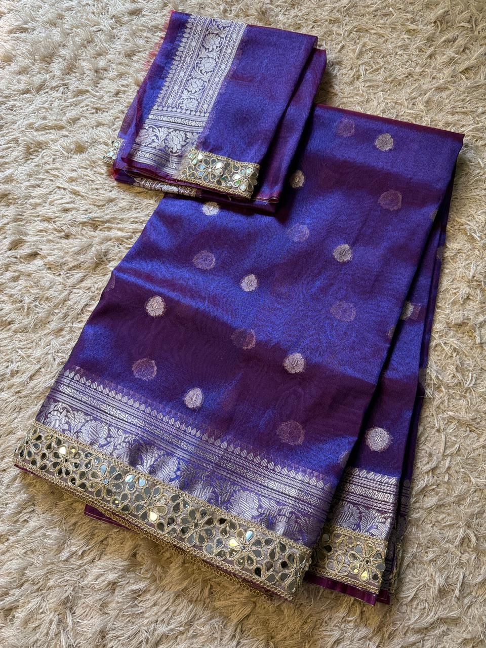 Banarasi Glass Tissue Silver Booti Saree ✨