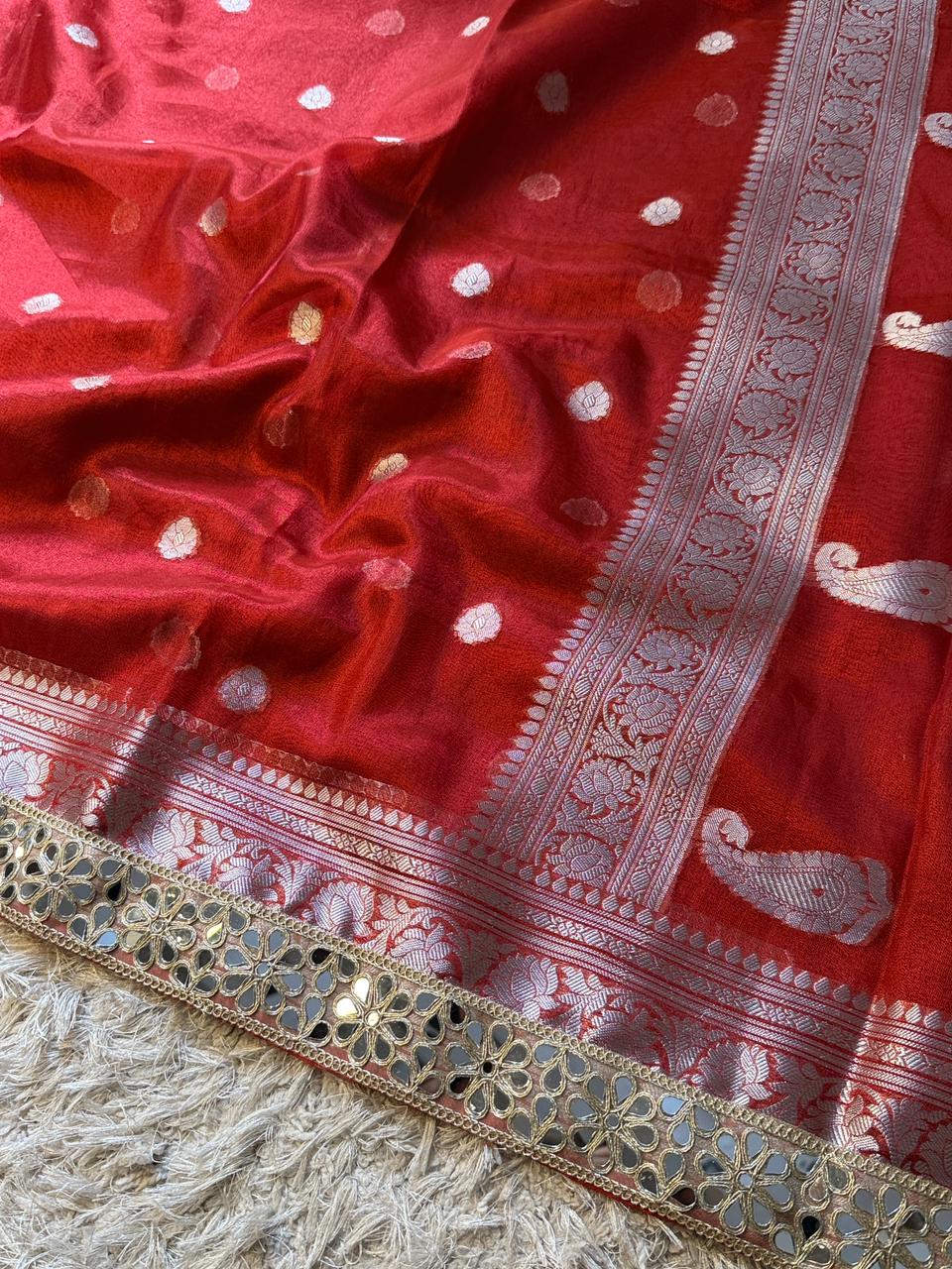 Banarasi Glass Tissue Silver Booti Saree ✨