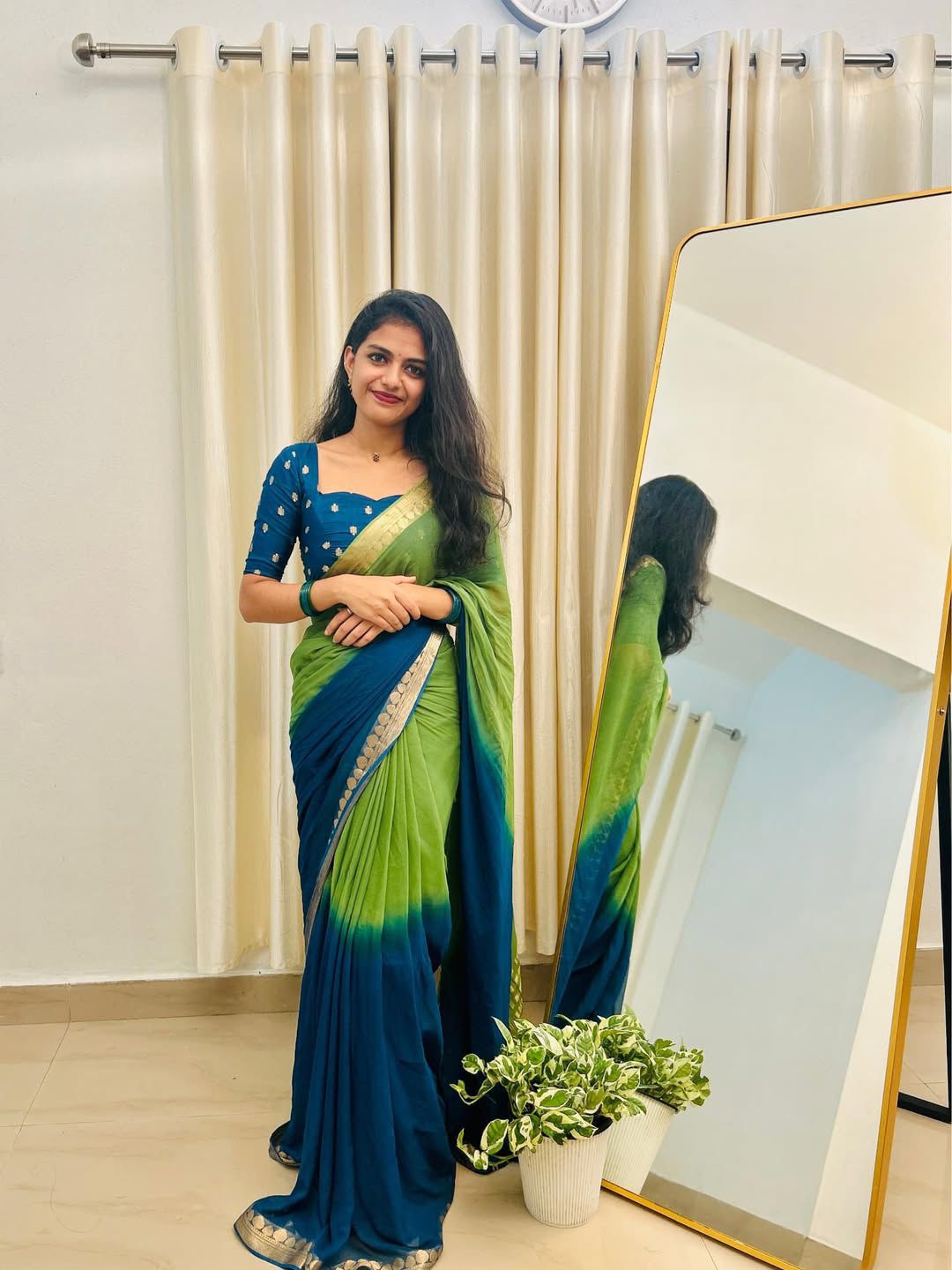 Viscose Georgette Shaded Saree With Viscose Contrast Blouse