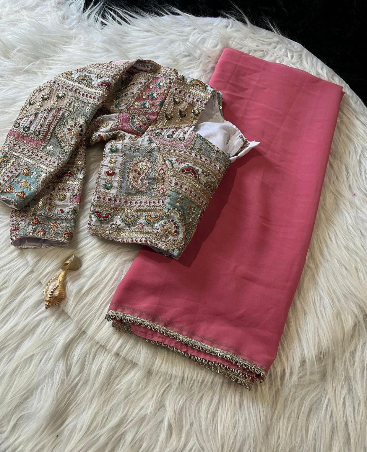 Soft Georgette saree with lace  border and heavy embroidery coding work designer blouse