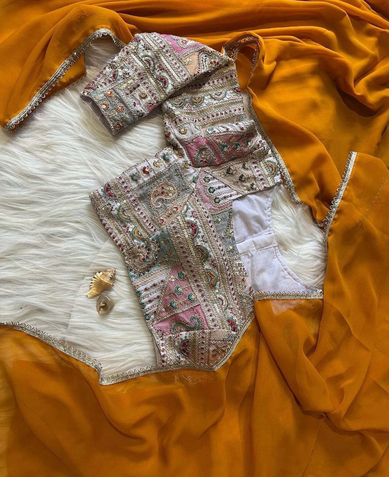 Soft Georgette saree with lace  border and heavy embroidery coding work designer blouse