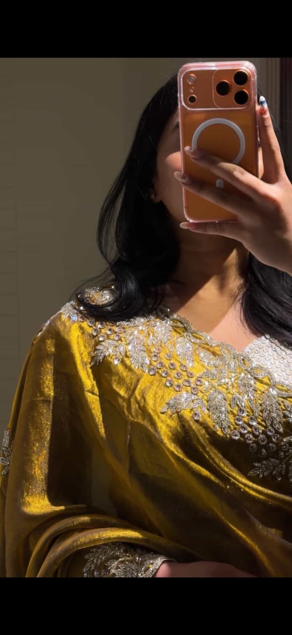 Fendy silk Designer Handwork Saree ✨
