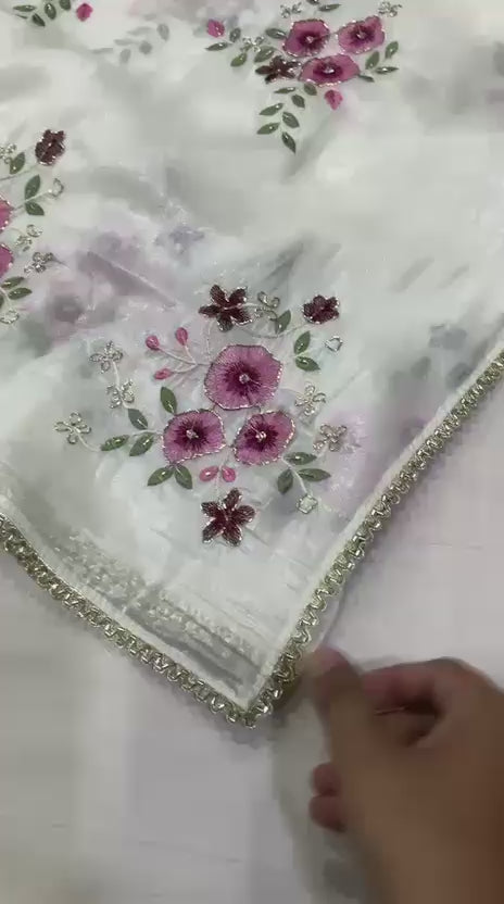 Paper Rose Crush Saree ✨