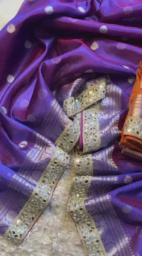 Banarasi Glass Tissue Silver Booti Saree ✨