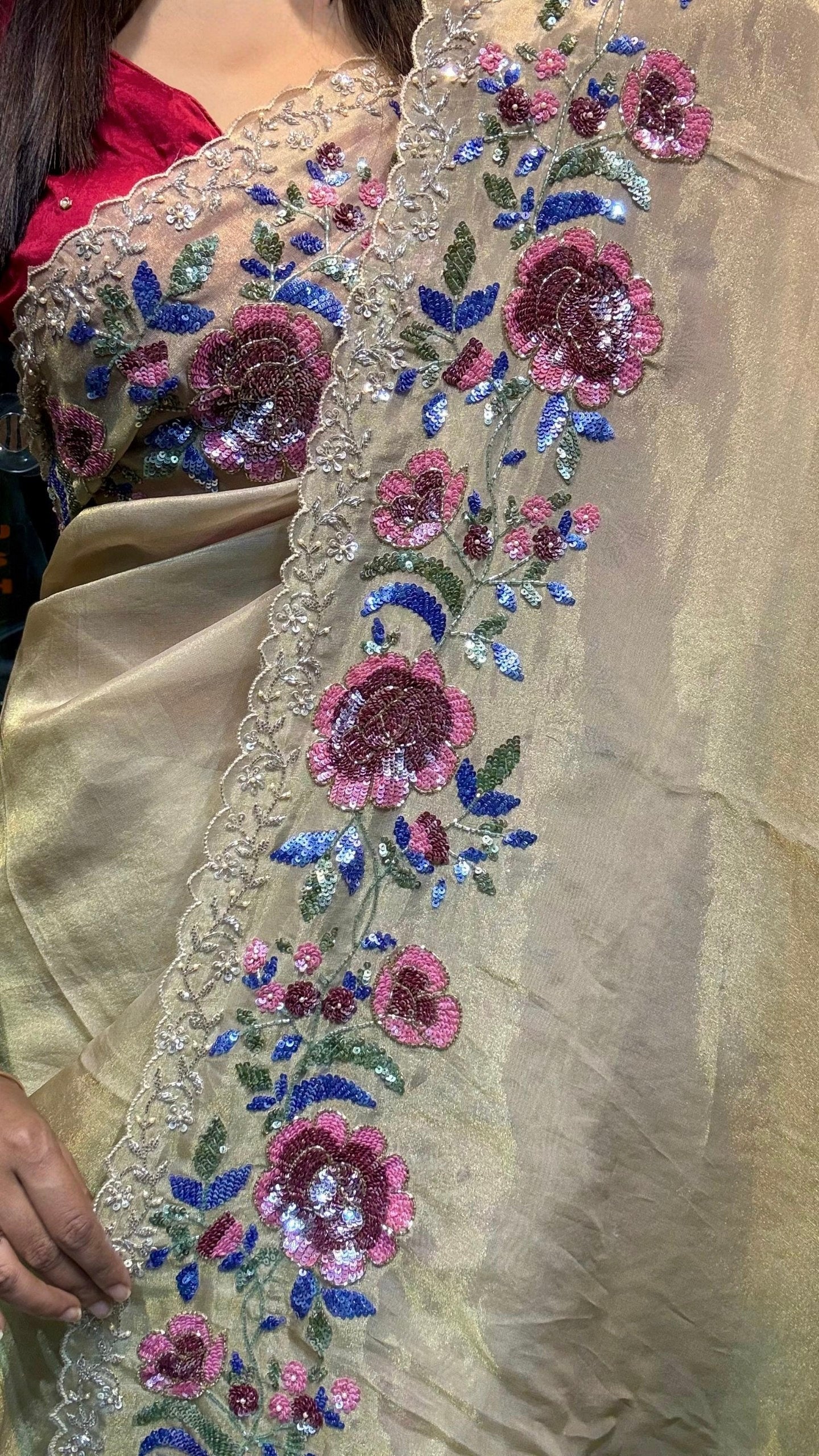 Exclusive Floral Designer Handwork Saree ✨