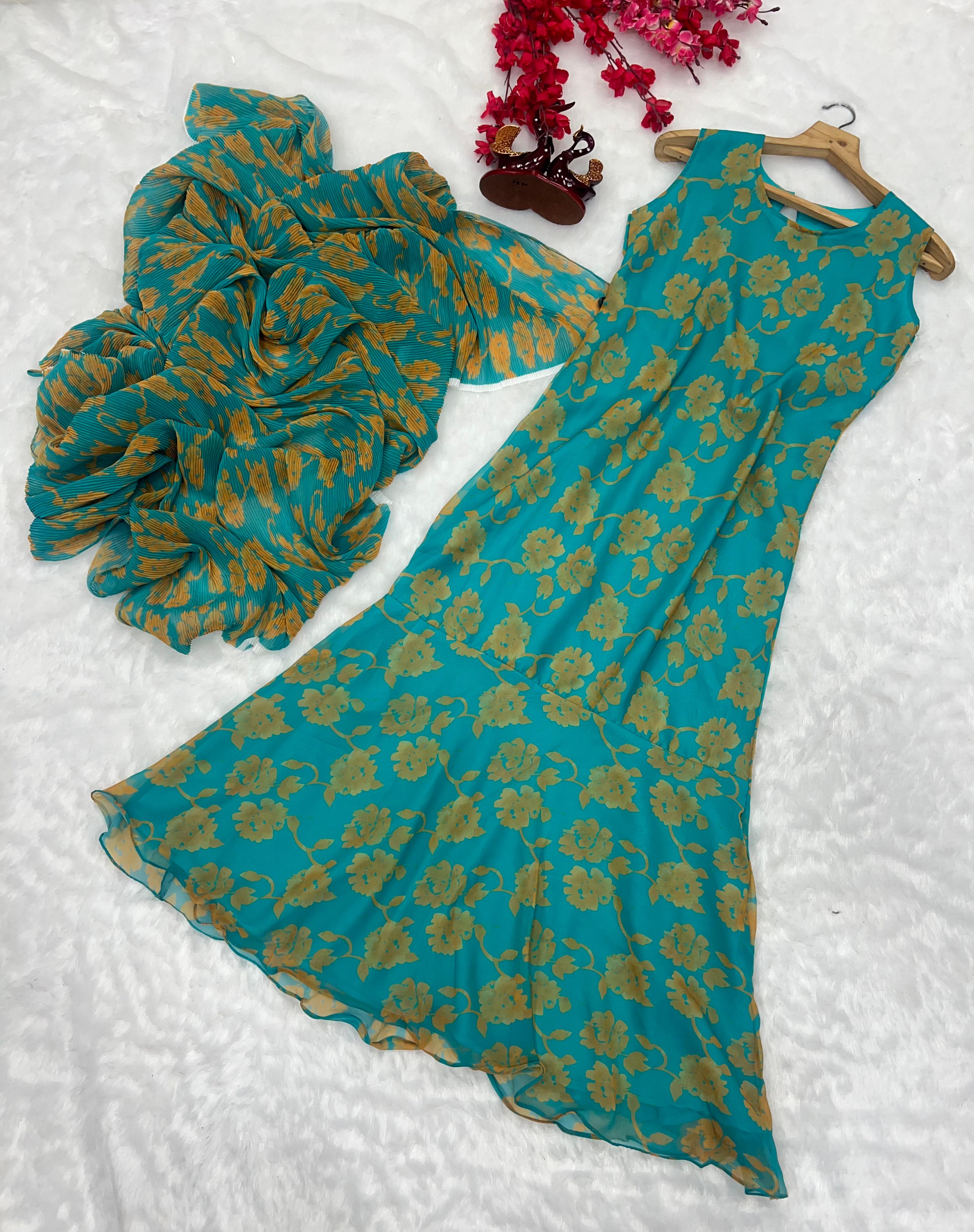Ready to wear - Gown Saree