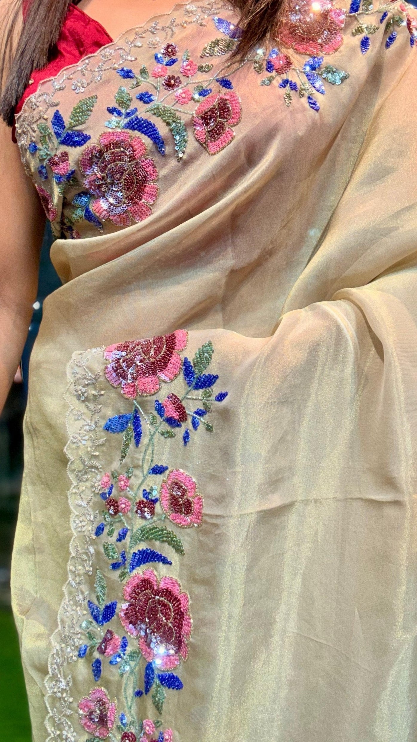 Exclusive Floral Designer Handwork Saree ✨