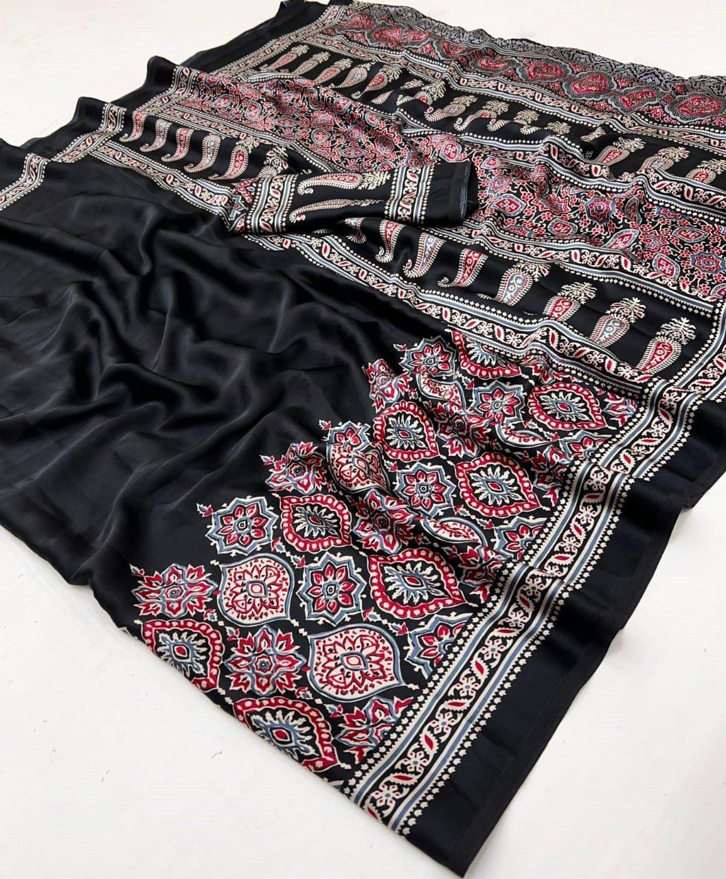 Premium Crepe Silk Saree 🖤