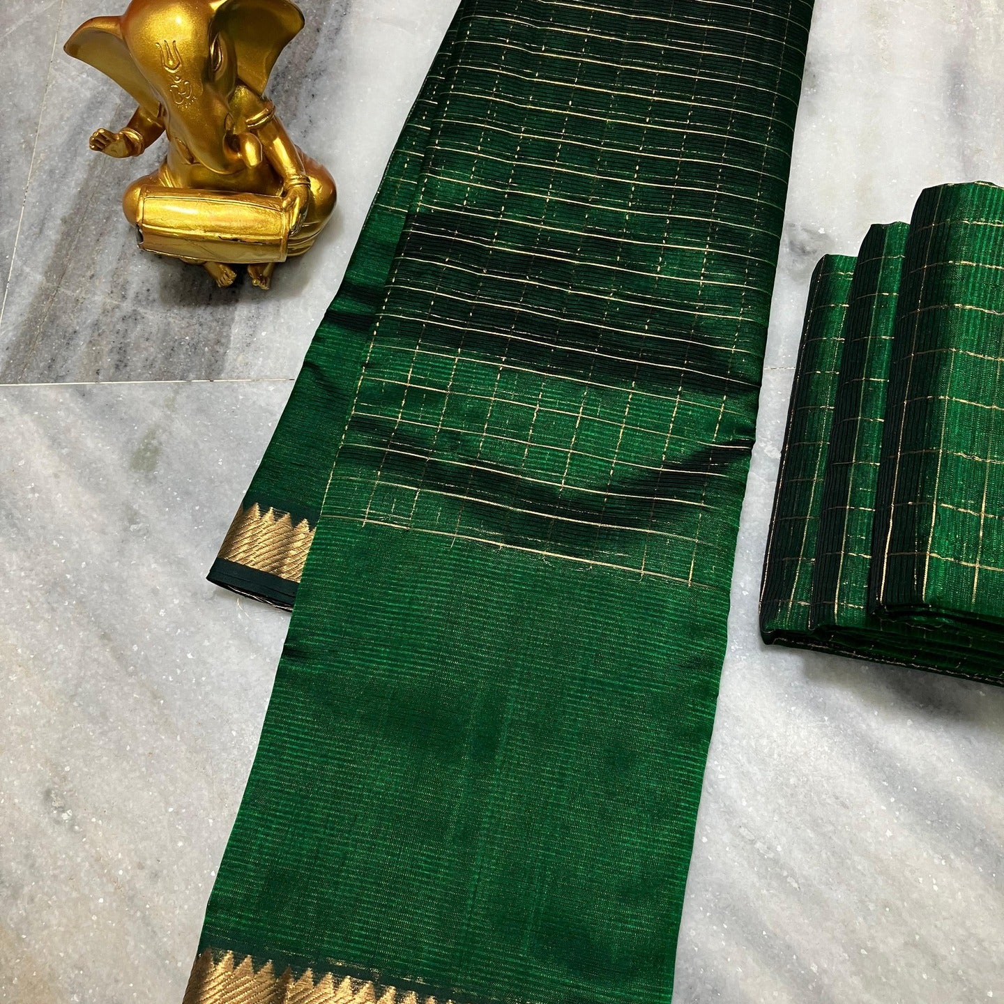 Mangalagari Handloom Checks Pattu Saree