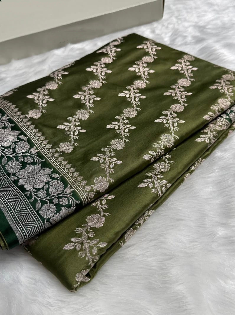 Pure Banarasi Mashru Silk Handloom Saree ✨