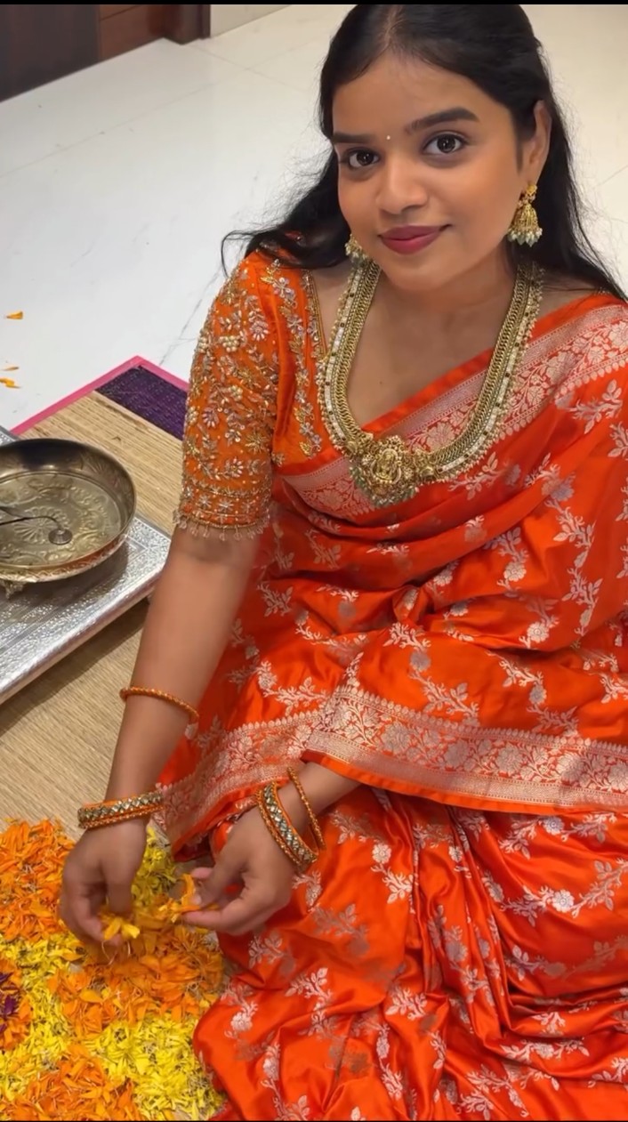 Pure Banarasi Mashru Silk Handloom Saree ✨