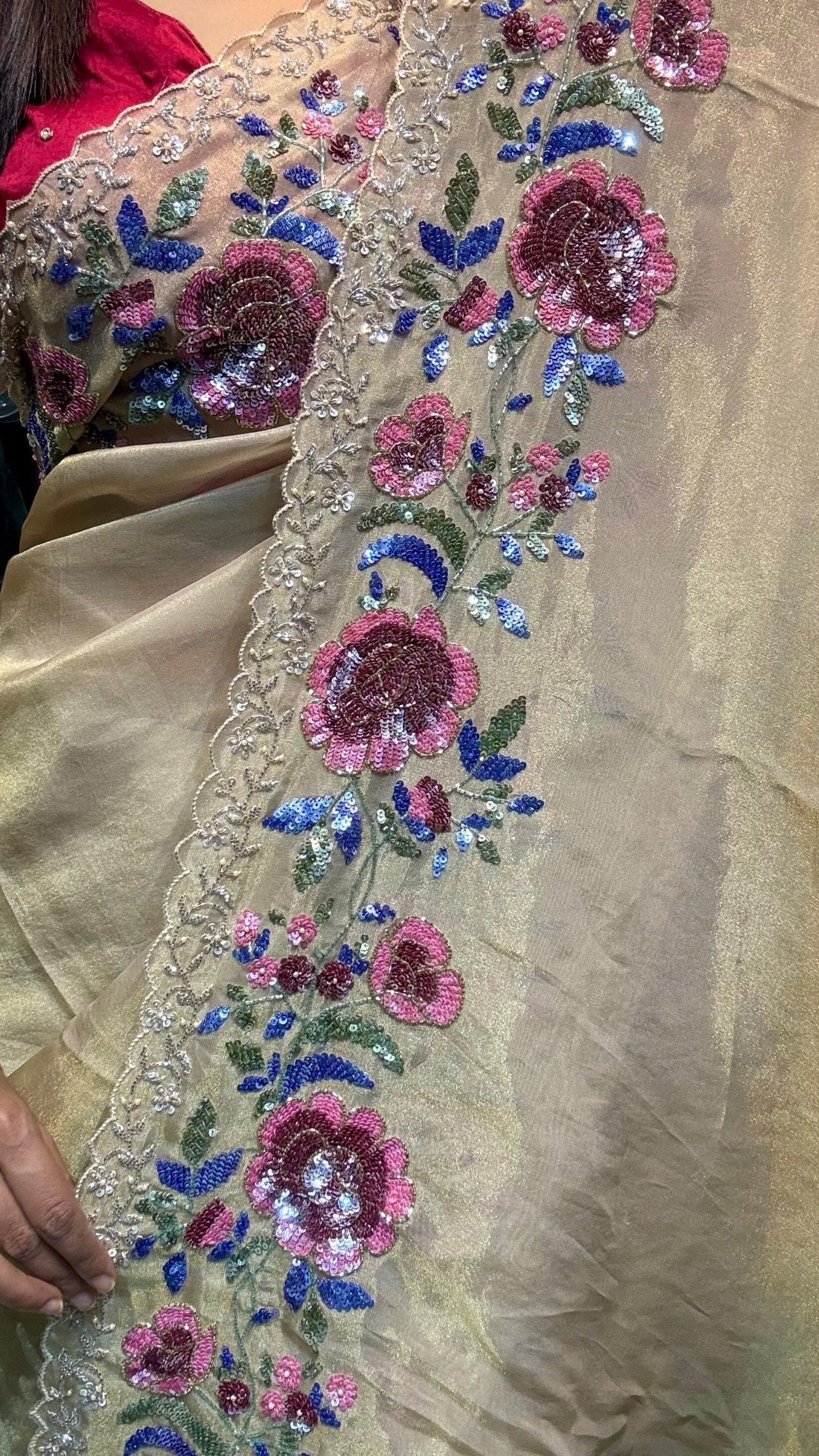 Exclusive Floral Designer Handwork Saree ✨