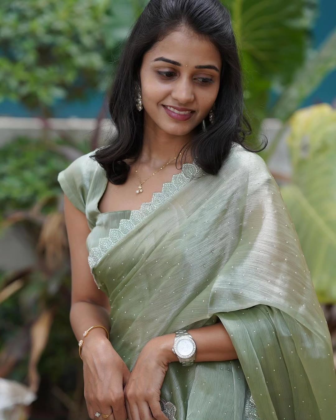 Pista Green Burberry Silk Saree ✨