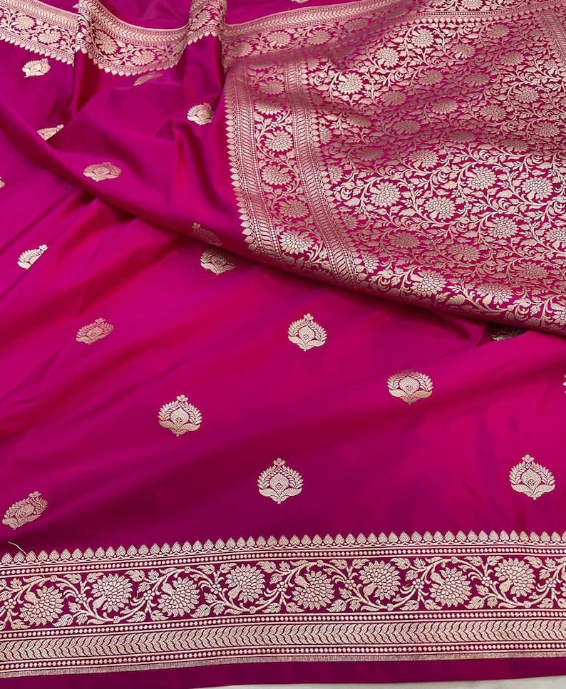 Pure Banarasi Mashru Silk Handloom Saree ✨
