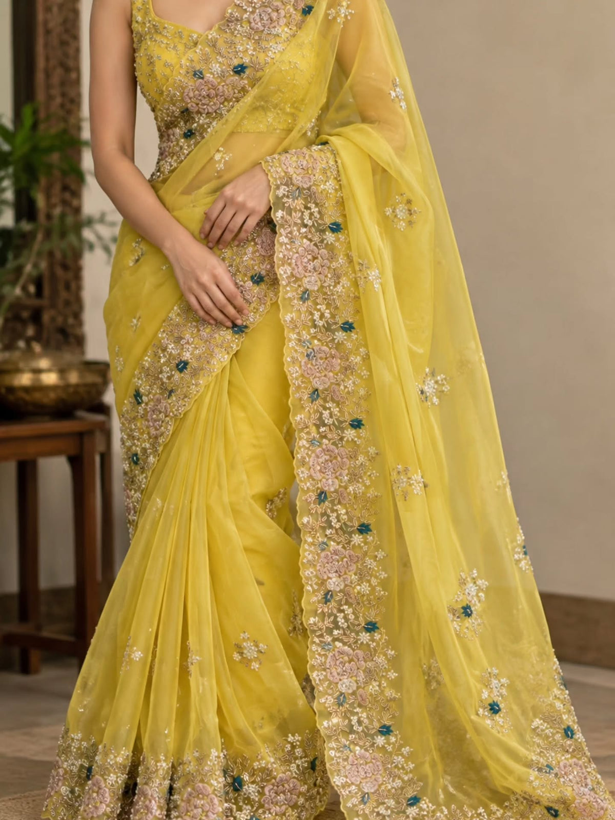 Dreamy Yellow Handwork saree 💛