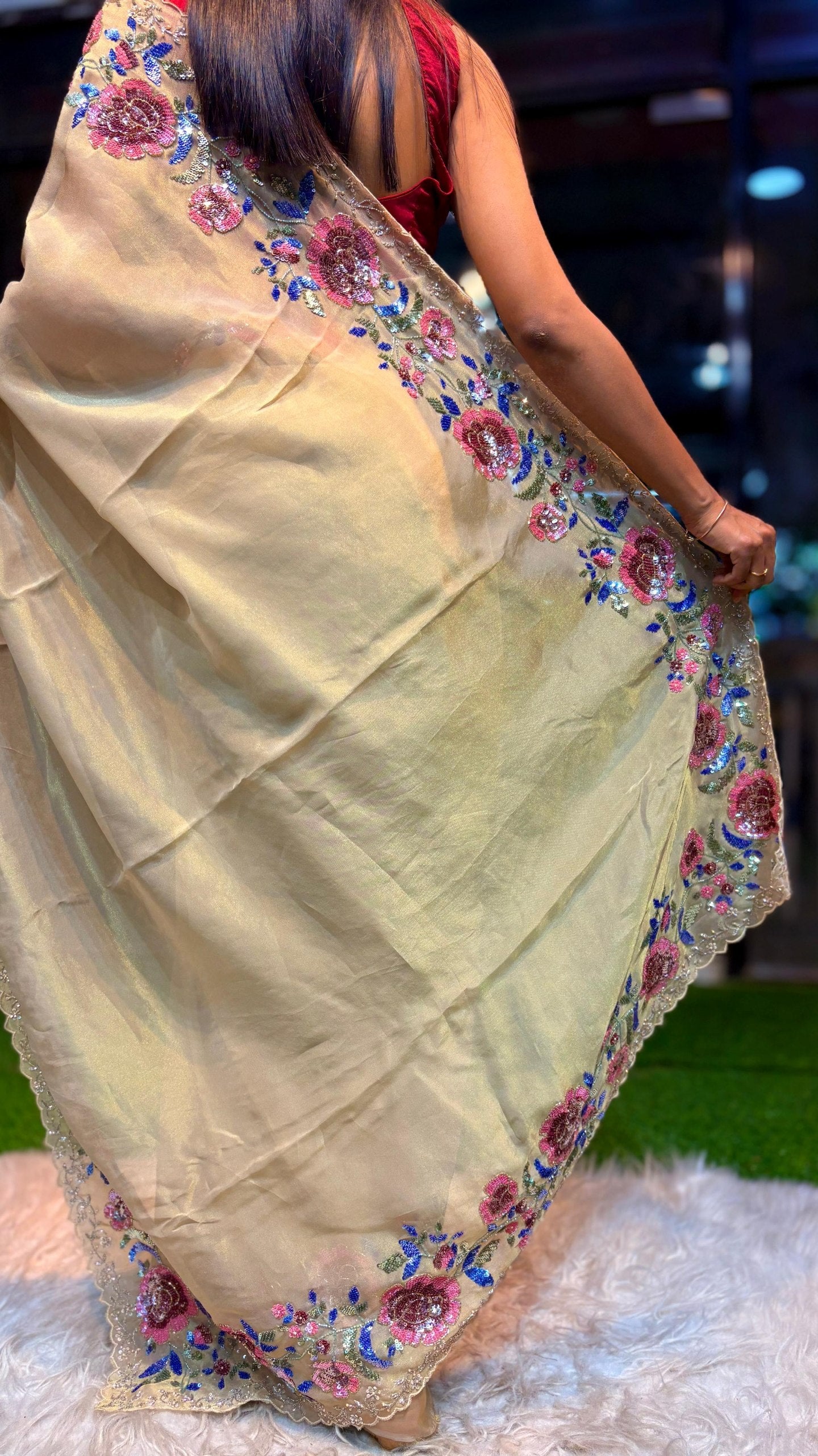 Exclusive Floral Designer Handwork Saree ✨